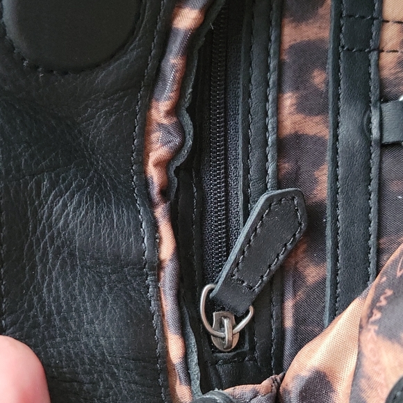 B.Makowsky black leather with silver studs shoulder bag - Picture 12 of 16